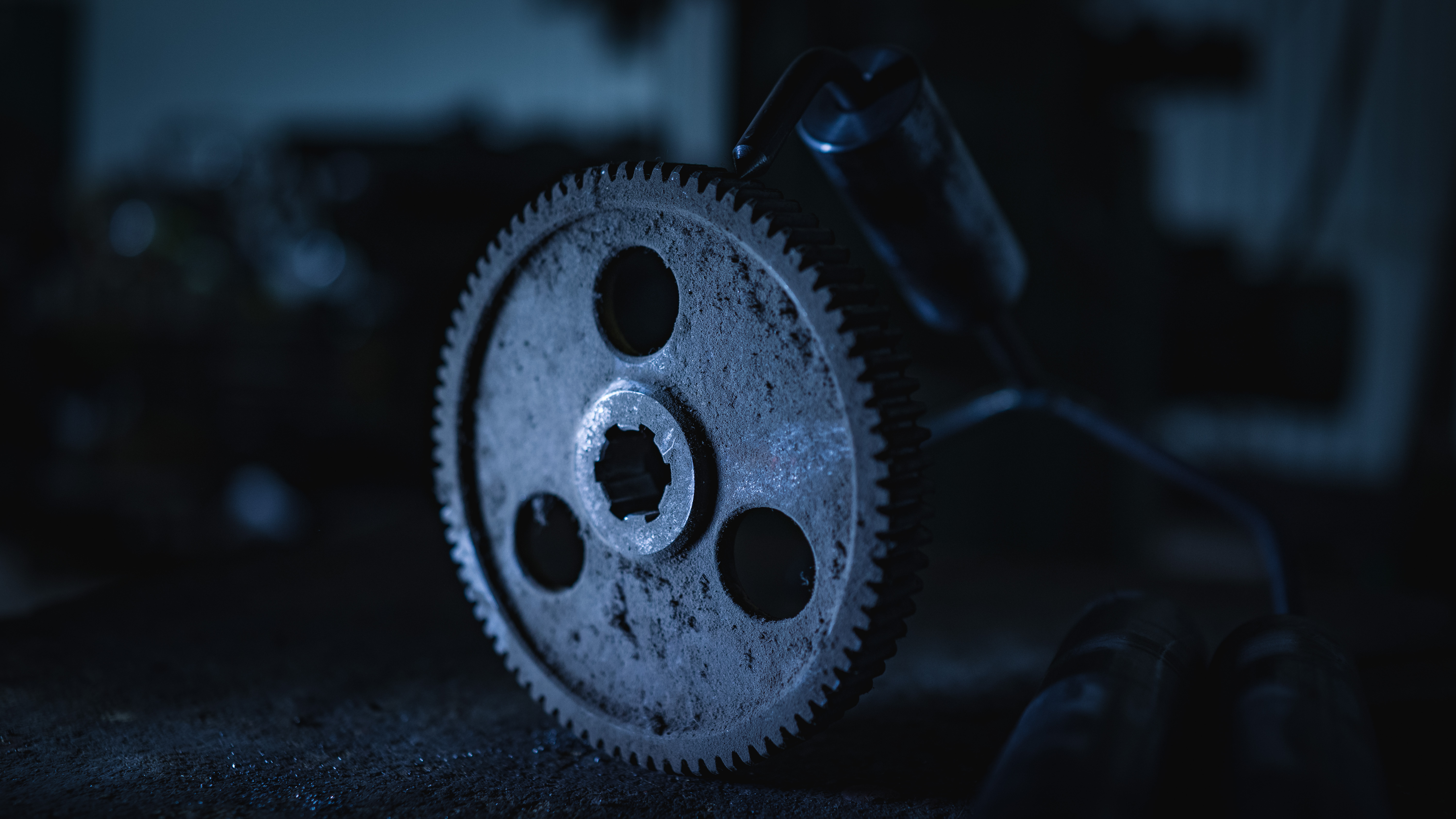 runt-smide-i-blatt-sken